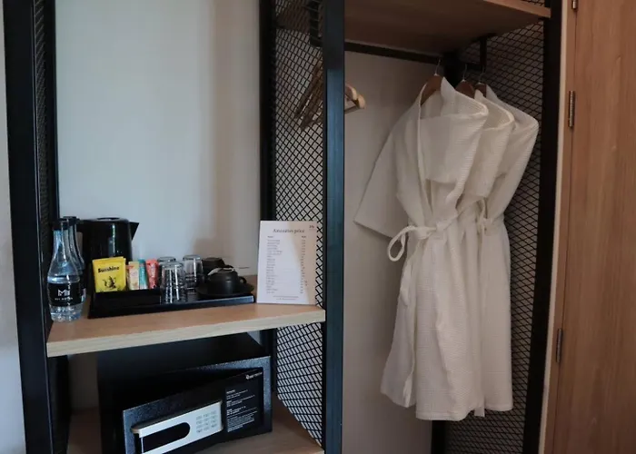Hotel Mii Srinakarin - Sukhumvit 5*