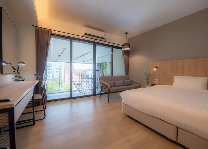 Hotel Mii Srinakarin - Sukhumvit