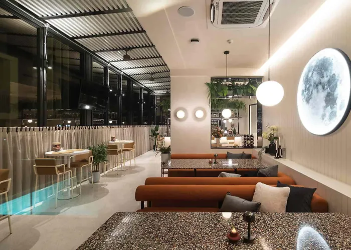 Hotel Mii Srinakarin - Sukhumvit 5*